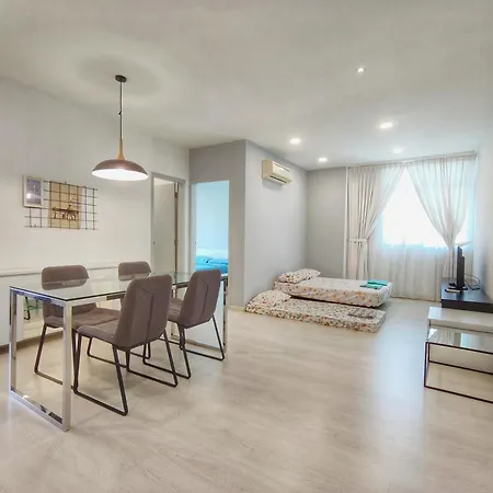 Harmony Suites 1, 3-5 Pax, Jelutong Georgetown Penang